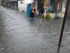 Kali Pepe Meluap, Ratusan Rumah di Semanggi Solo Kebanjiran