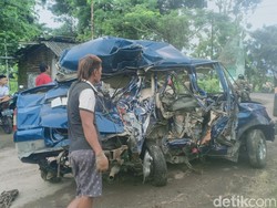 Bapak-Anak Jadi Korban Tewas Mitsubishi Kuda Tertabrak KA Sancaka di Ngawi