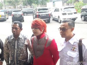 Marcel Radhival Si Pesulap Merah Datangi Polres Jakarta Selatan, Ada Apa? Marcel Radhival Si Pesulap Merah Datangi Polres Jakarta Selatan, Ada Apa?