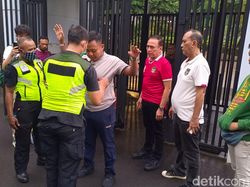 Bukan Cuma Flare, Rokok Elektrik Dilarang di Indonesia Vs Kamboja