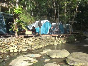 Opsi Liburan Nataru di Subang, Bisa Camping Sambil Nikmati Air Terjun