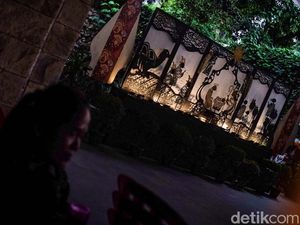 Sambut Natal, Ondel-ondel hingga Wayang Hiasi Gereja Katedral Sambut Natal, Ondel-ondel hingga Wayang Hiasi Gereja Katedral