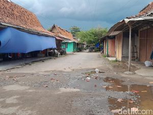 Asal-usul Julukan Pasar Wanita di Pasar Wisata Pangandaran Asal-usul Julukan Pasar Wanita di Pasar Wisata Pangandaran