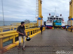 Puncak Arus Mudik di Pelabuhan Bajoe Bone H-7 Lebaran, 7 Kapal Disiagakan