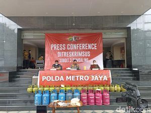 Polda Metro Bongkar Pengoplosan Gas di Jadetabek, 20 Orang Ditangkap!