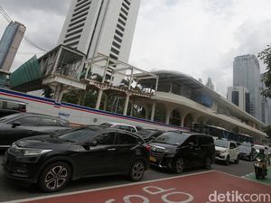 Potret Terkini! Progres Revitalisasi Halte Busway Dukuh Atas 1
