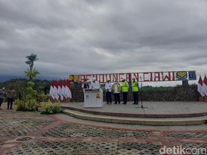 Resmikan Bendungan Ciawi, Jokowi Klaim 12 Kelurahan Tak Banjir Lagi