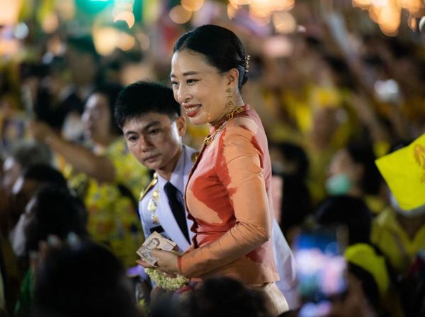 7 Potret Putri Bha, Penerus Takhta Kerajaan Thailand yang Kini Sakit Keras