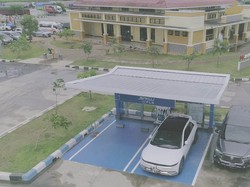 PLN Sediakan 4 Stasiun Pengisian Kendaraan Listrik di Tol Lampung