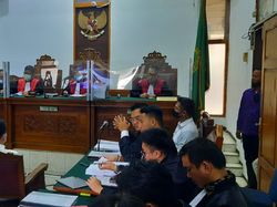 Hakim Heran Eks Anak Buah Sambo Salin Rekaman CCTV di Jam Tertentu: Kenapa?