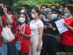 Suporter Timnas Indonesia Mulai Merahkan GBK