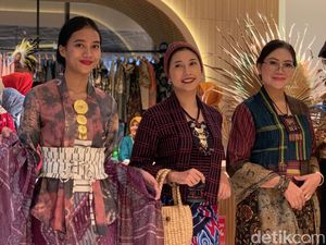 Tampil Berkebaya Bikin Perempuan Milenial Jadi Lebih Menjaga Perilaku Tampil Berkebaya Bikin Perempuan Milenial Jadi Lebih Menjaga Perilaku