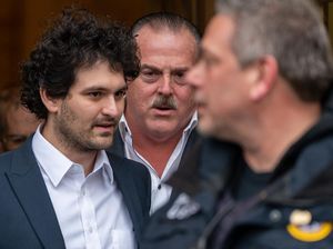 Sam Bankman: Dulu Juragan Kripto, Kini Merana di Penjara