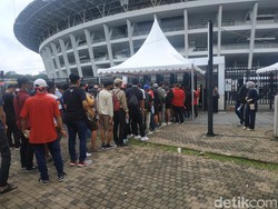 Suporter Timnas Antre di SUGBK, PSSI: Tak Ada Penjualan Offline