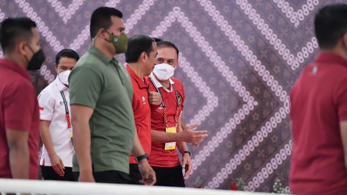 Timnas Indonesia Vs Kamboja, GBK, Piala AFF 2022, Jokowi Presiden Joko Widodo menyaksikan laga Timnas Indonesia Vs Kamboja di GBK dalam ajang Piala AFF 2022.