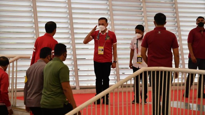 Presiden Joko Widodo menyaksikan laga Timnas Indonesia Vs Kamboja di GBK dalam ajang Piala AFF 2022.