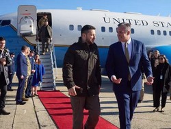 Ukraina dalam Keadaan Perang, Bagaimana Zelensky Bisa ke AS?