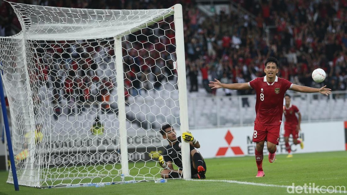Witan Sulaeman bermain menjadi wingback kanan di Timnas Indonesia. (Foto: Rifkianto Nugroho/detikcom)