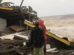 Banjir Rob di Majene, 500 Rumah Terdampak, 12 di Antaranya Rusak Berat