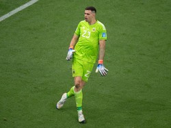 Demi Suporter Argentina, Emiliano Martinez Serang Polisi Brasil