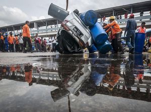 Korban Mobil Tercebur Tuntut Tanggung Jawab Pengelola Pelabuhan Merak