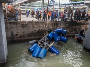 ASDP Bicara Asuransi Korban Mobil Tercebur ke Laut di Pelabuhan Merak ASDP Bicara Asuransi Korban Mobil Tercebur ke Laut di Pelabuhan Merak
