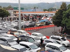 Skenario Pelabuhan Ketapang Pecah Antrean, Tambah Kapal-Percepat Bongkar Muat