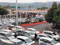 Skenario Pelabuhan Ketapang Pecah Antrean, Tambah Kapal-Percepat Bongkar Muat