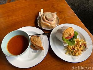 Makan Burger hingga Sup Tomat Enak di Resto Gaya Amerika Makan Burger hingga Sup Tomat Enak di Resto Gaya Amerika