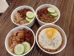 Rice Bowl, Alternatif Kuliner Praktis Traveller di Labuan Bajo