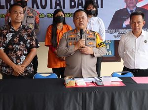 Wanita Bawa 2.016 Butir Pil Koplo untuk Malam Tahun Baru di Kubar Ditangkap Wanita Bawa 2.016 Butir Pil Koplo untuk Malam Tahun Baru di Kubar Ditangkap