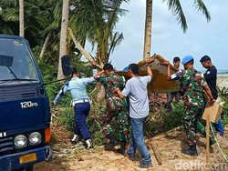 TNI AU Teliti Temuan Benda Mirip Puing Pesawat di Natuna