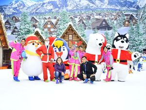 Seru Banget! Pas Libur Nataru, Pas Ada Special Show di Trans Snow World Seru Banget! Pas Libur Nataru, Pas Ada Special Show di Trans Snow World