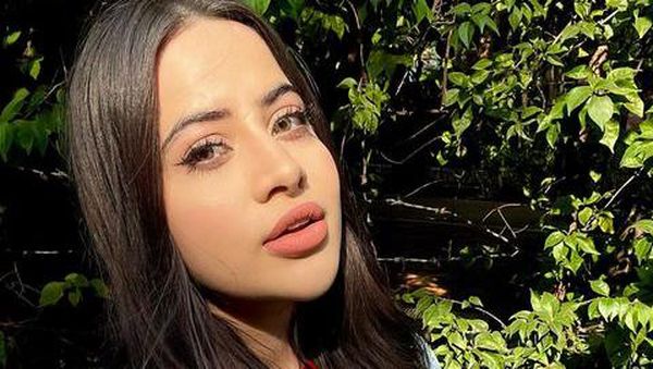 Potret Urfi Javed yang Dianggap Terlalu Vulgar di India