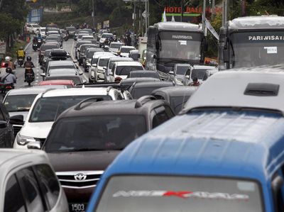 Arus Balik Libur Natal di Puncak Padat