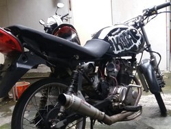 2 Pebalap Liar di Surabaya Dihentikan Polisi, 1 Tertangkap -Satu Kabur