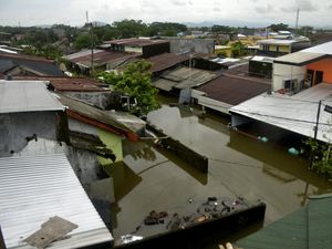 Penampakan Banjir di Makassar Rendam 2.646 Rumah