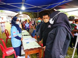 Camping Embun Sangat Membantu Warga Perkebunan Banyuwangi Urus Adminduk