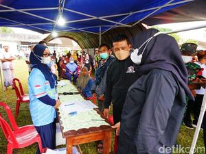 Camping Embun Sangat Membantu Warga Perkebunan Banyuwangi Urus Adminduk Camping Embun Sangat Membantu Warga Perkebunan Banyuwangi Urus Adminduk