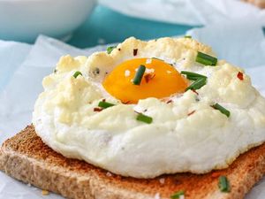Cloud Egg, Kreasi Telur Unik Bentuk Awan Sejak 400 Tahun Lalu Cloud Egg, Kreasi Telur Unik Bentuk Awan Sejak 400 Tahun Lalu