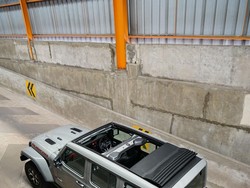 Jeep Wrangler Disegarkan di RI, Punya Atap Terpal Buka-Tutup Seharga Rp 20 Juta