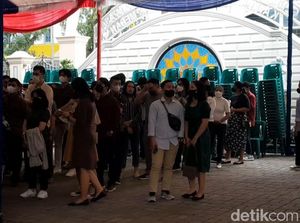 Ribuan Jemaat Ikuti Ibadah Natal di Gereja Katedral Medan