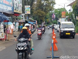 Arus Kendaraan Menuju Lembang Meningkat, Polisi Berlakukan Oneway