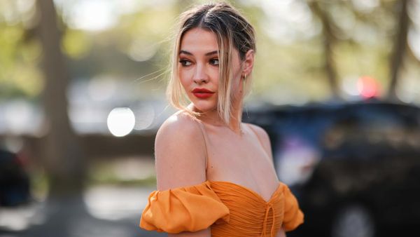 Madelyn Cline Hidupkan Horor Klasik