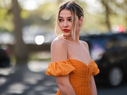 Dari Kandang Kuda, Madelyn Cline Jadi Bintang Glass Onion