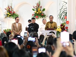 Jemaat Terharu Natal di Katedral Bogor Dikunjungi Jokowi
