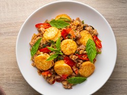 Resep Tofu Tumis Ayam Bumbu Cabe, Gurih Pedas Buat Lauk Nasi