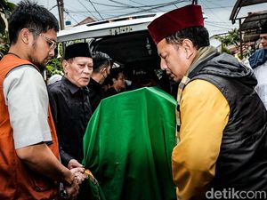 Jenazah Ridwan Saidi Akan Dimakamkan di TPU Karet Bivak