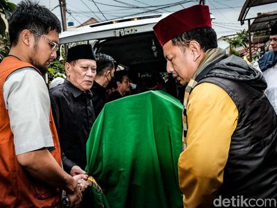 Ridwan Saidi Meninggal Dunia, Begini Suasana di Rumah Duka