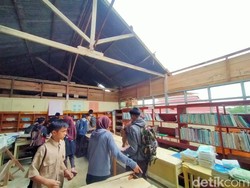 2 Sekolah di Bone Rusak Diterjang Puting Beliung, Atap Perpustakaan Terbang